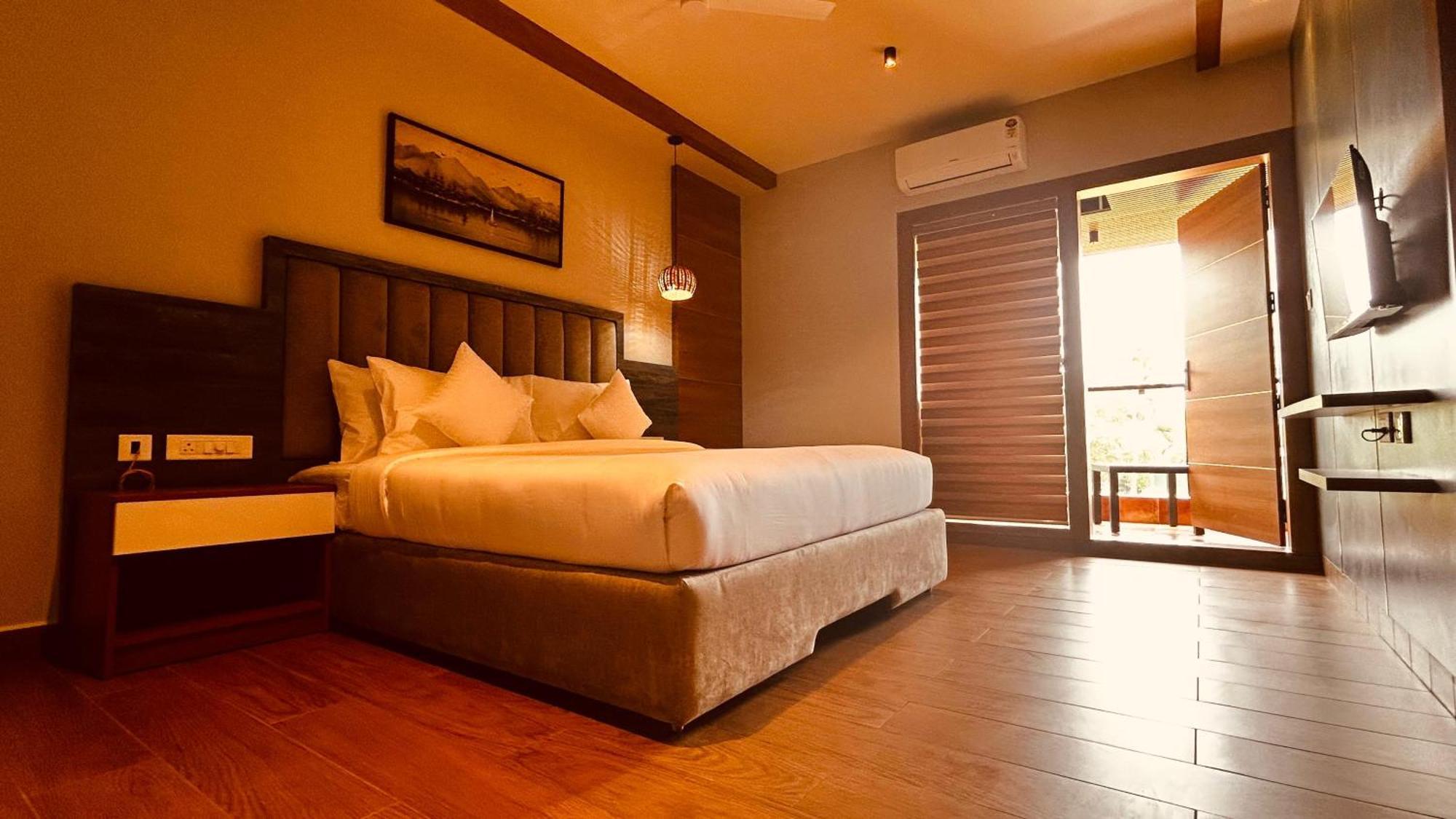 Cmk Habitat Centre Hotel Kochi Eksteriør billede